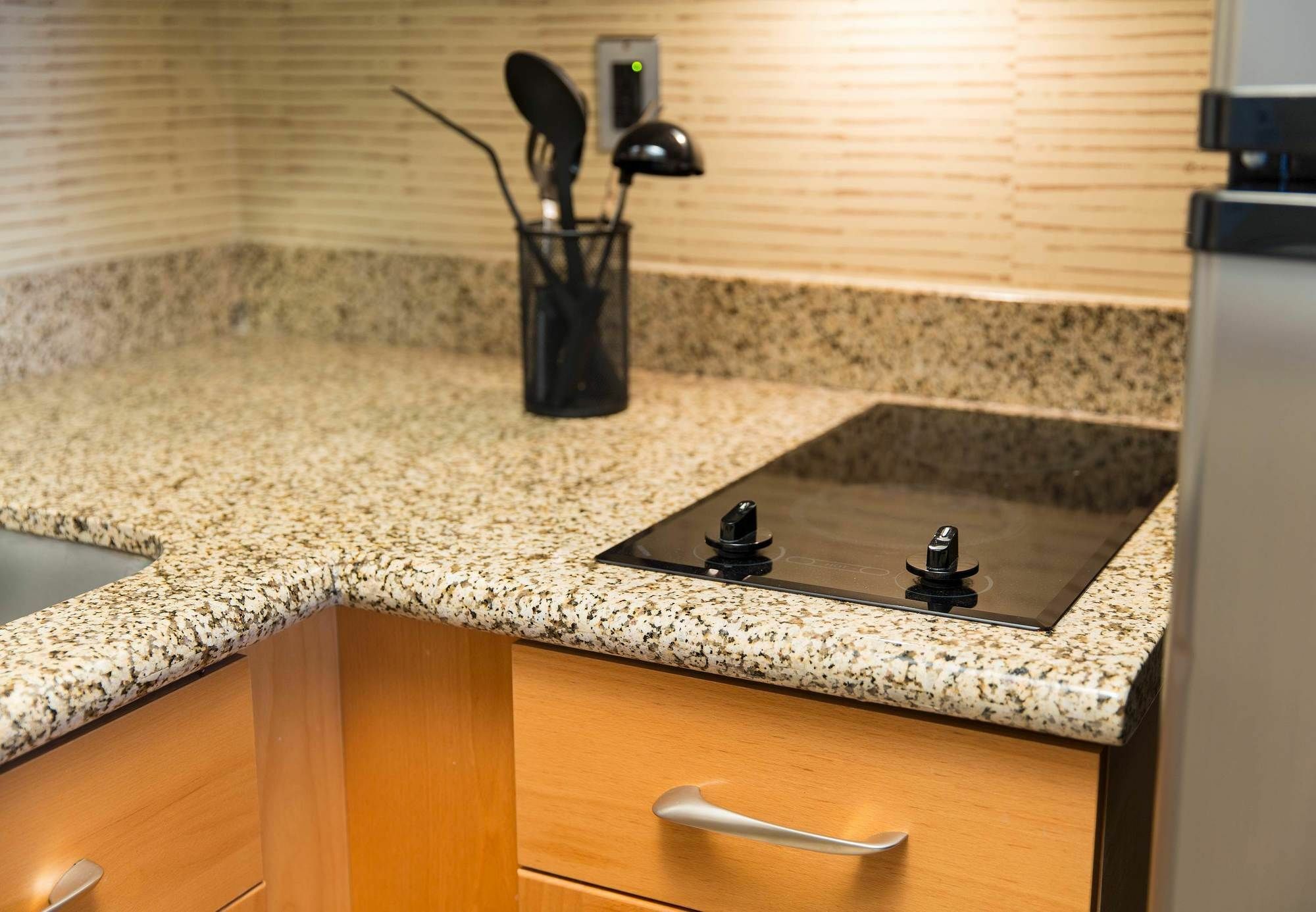 Residence Inn By Marriott Springfield Old Keene Mill Extérieur photo