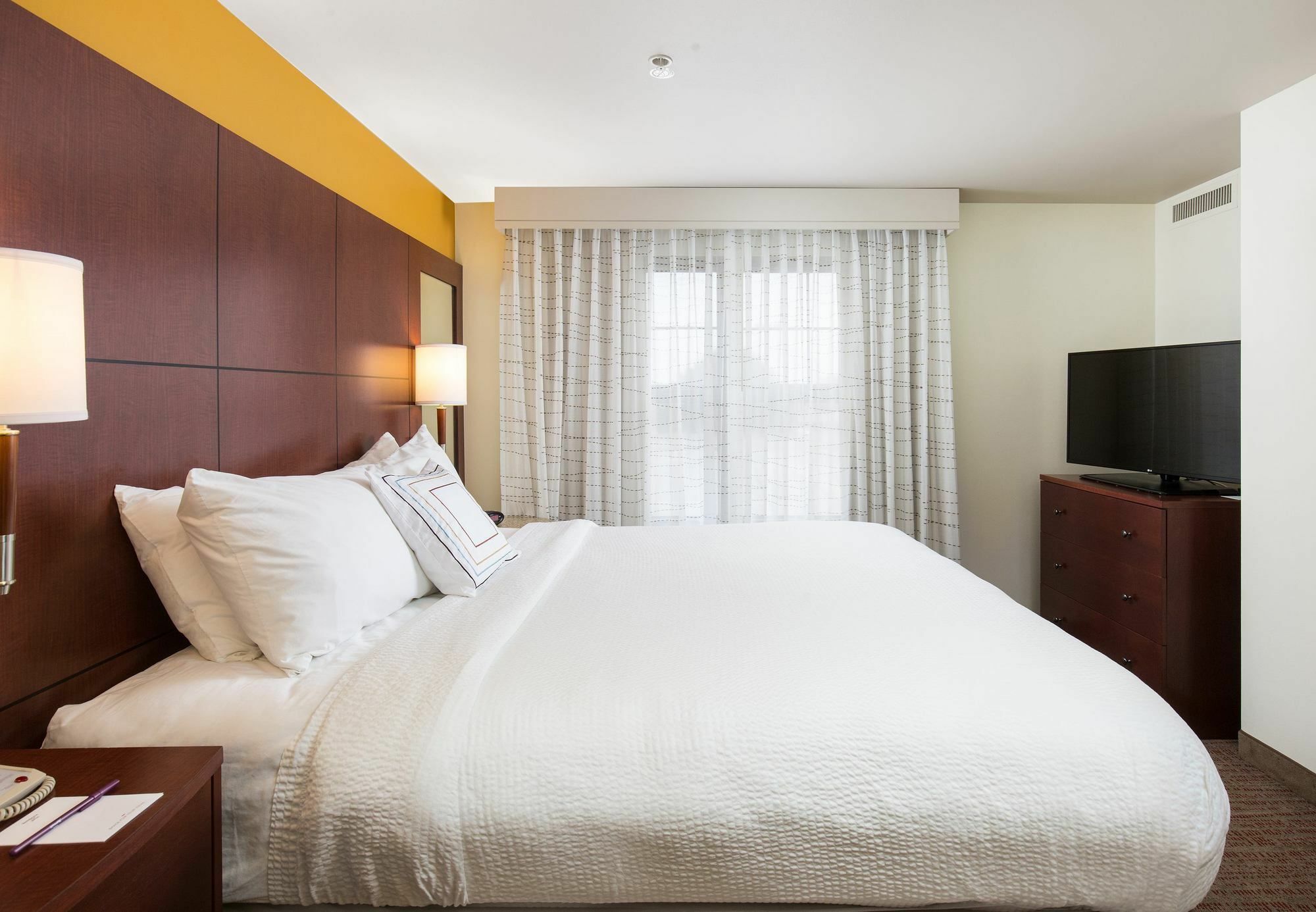 Residence Inn By Marriott Springfield Old Keene Mill Extérieur photo